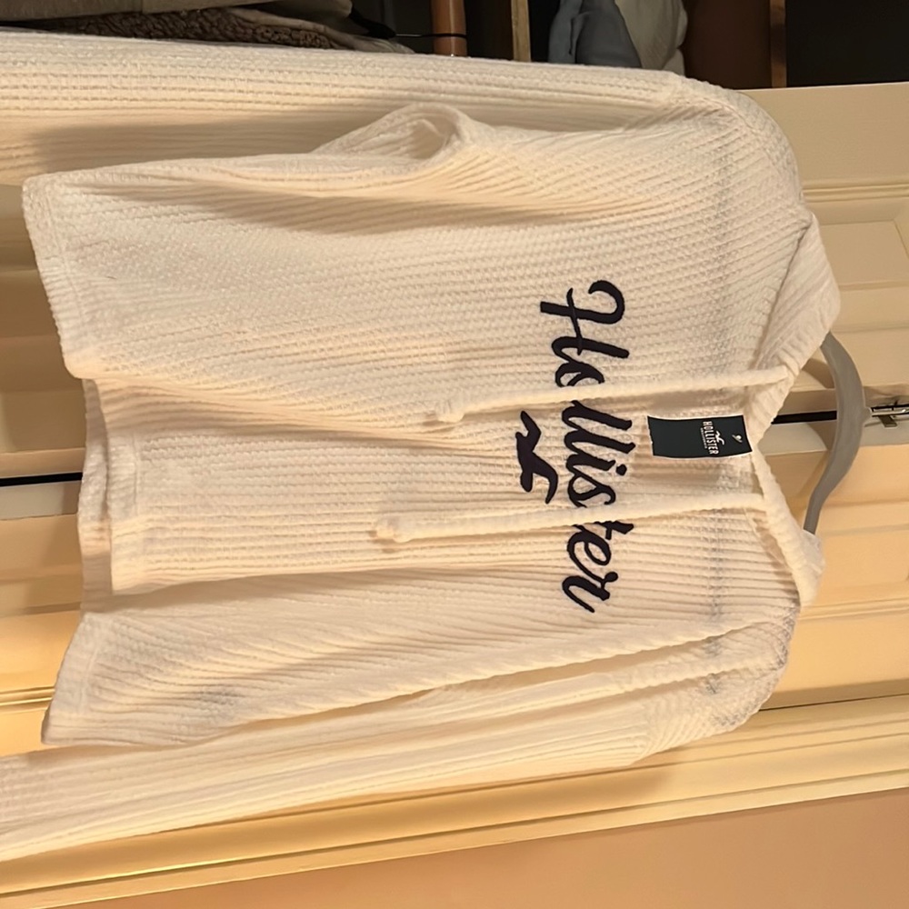 White sweatshirt lightweight hood, new with tags